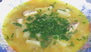 Гороховый суп в мультиварке с копчеными ребрышками: пошаговый рецепт