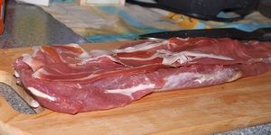 Гуляш из свинины с подливкой рецепт приготовления в мультиварке, духовке и на сковороде с фото и видео