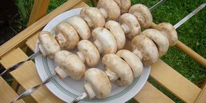 Как замариновать грибы шампиньоны для шашлыка: вкусные рецепты