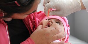 Прививка от полиомиелита и акдс детям: последствия и осложнения