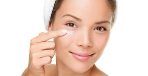 Витамины для кожи лица: лучшие препараты в таблетках и полезные маски